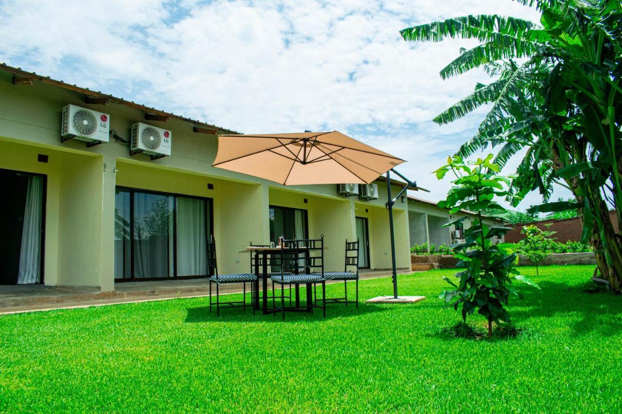 Douglas Lodge&Apartments Lilongüe Exterior foto