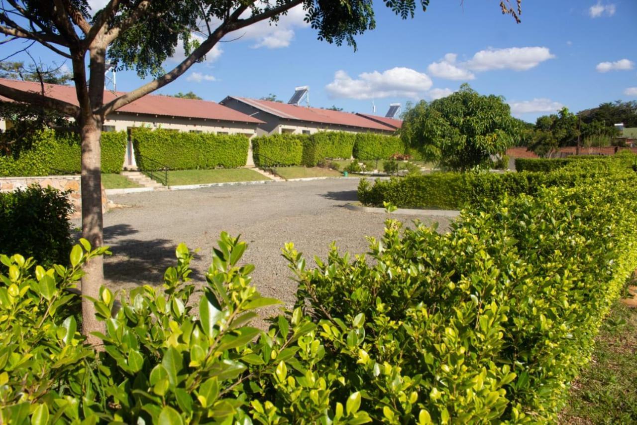 Douglas Lodge&Apartments Lilongüe Exterior foto